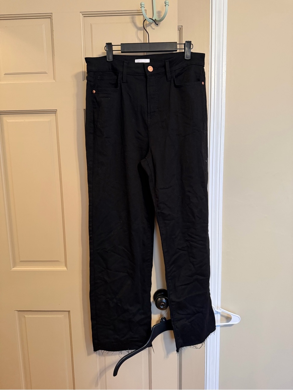 LC Lauren Conrad Black True Straight Jeans